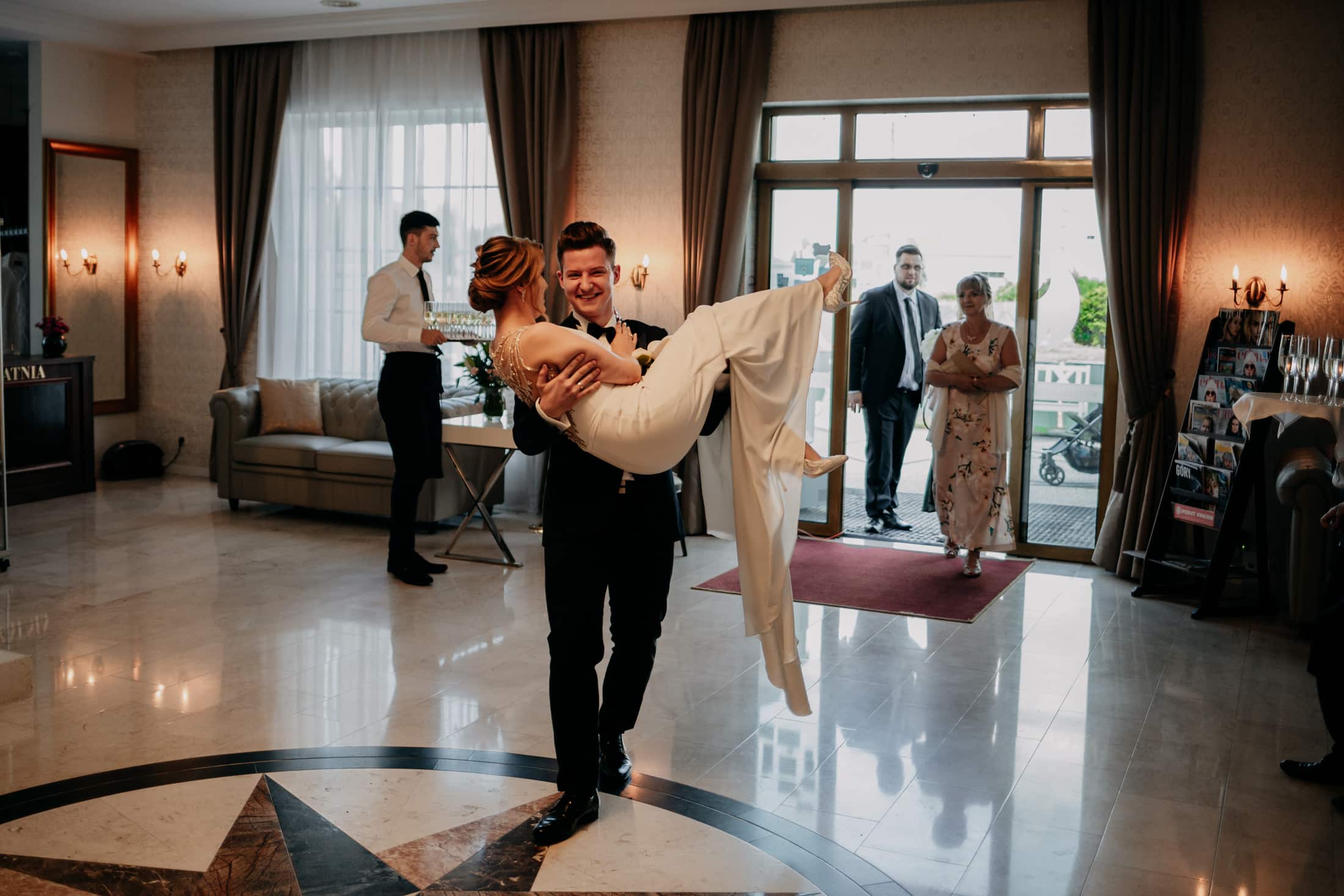 Ślub w altanie Hotel Splendor Babice Nowe - Marta i Kevin