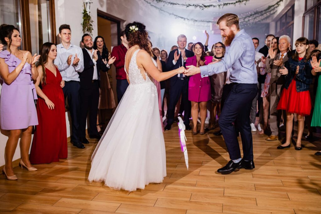Miodowy Zakątek Radziejowice wesele przy blasku księżyca